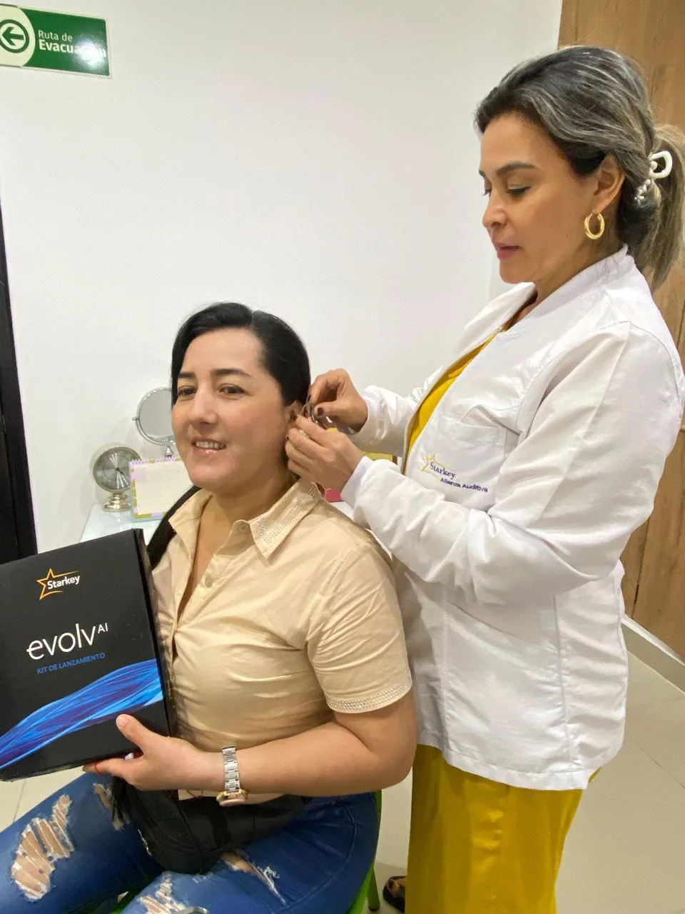 Adaptación de audífonos Starkey Evolv AI a un paciente